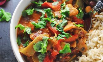 Easy One Pot Vegetarian Bean Chili