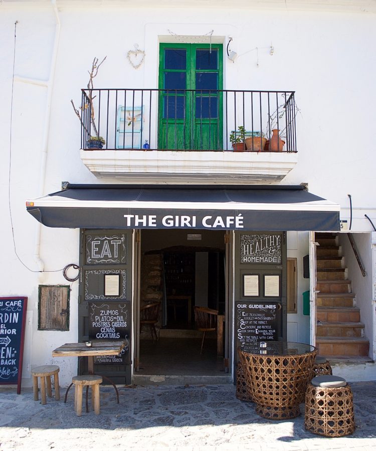 The Giri Cafe San Juan